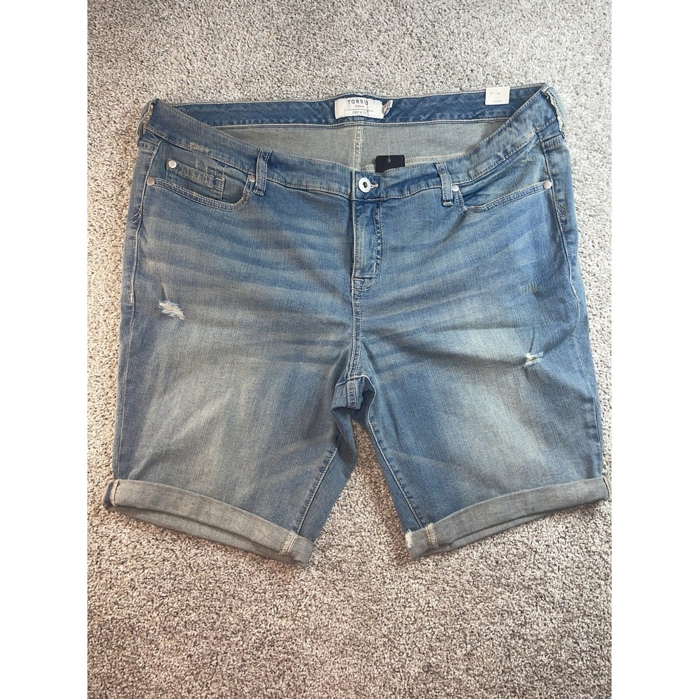 Torrid Womens Plus Size Mid Rise Jean‎ Shorts Dreamlover Cuff Stretch Sz 20 NWT